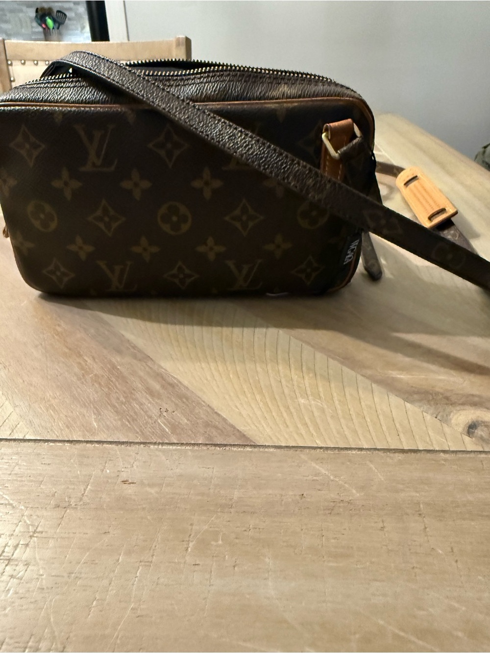 Louis Vuitton Monogram Canvas Shoulder Bag - Brown/Gold Trim - Picture 7 of 8